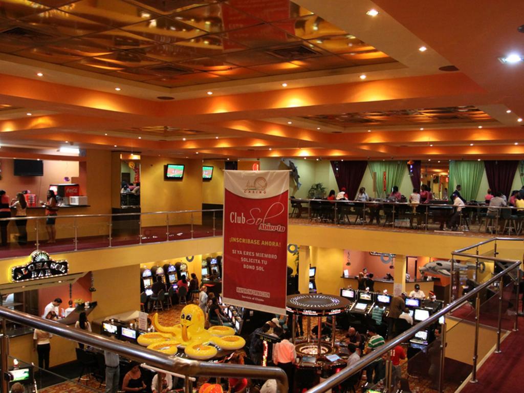 Aloha Sol Hotel And Casino 圣地亚哥洛斯卡巴 外观 照片