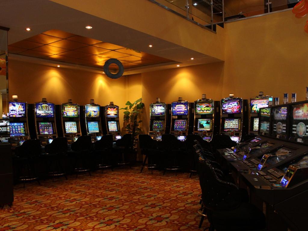 Aloha Sol Hotel And Casino 圣地亚哥洛斯卡巴 外观 照片